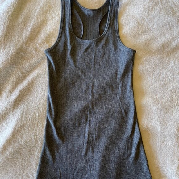 Alo tank - Picture 3 of 3